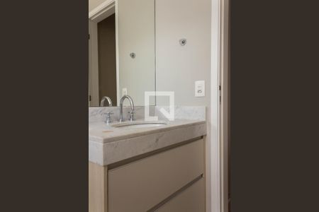 Apartamento à venda com 94m², 3 quartos e 2 vagas Apartamento à venda com 94m², 3 quartos e 2 vagasBanheiro da Suíte 1