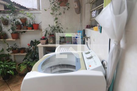 Casa à venda com 70m², 2 quartos e 1 vagaÁrea de Serviço