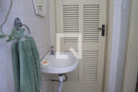 Casa à venda com 70m², 2 quartos e 1 vagaBanheiro de serviço