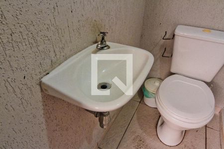 Casa de condomínio para alugar com 145m², 3 quartos e 2 vagas Casa de condomínio para alugar com 145m², 3 quartos e 2 vagasÁrea externa - lavabo