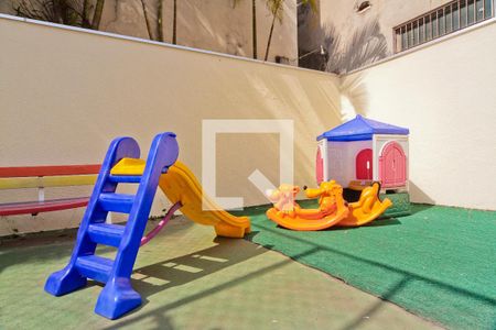 Casa de condomínio para alugar com 145m², 3 quartos e 2 vagas Casa de condomínio para alugar com 145m², 3 quartos e 2 vagasÁrea comum - Playground