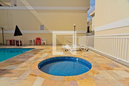 Casa de condomínio para alugar com 145m², 3 quartos e 2 vagas Casa de condomínio para alugar com 145m², 3 quartos e 2 vagasÁrea comum - Piscina