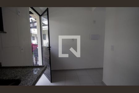 Casa à venda com 62m², 2 quartos e 1 vagaCozinha e Área de Serviço