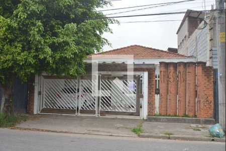 Casa à venda com 720m², 5 quartos e 3 vagasFachada