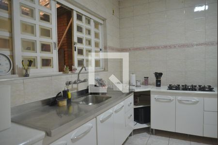 Casa à venda com 720m², 5 quartos e 3 vagasCozinha