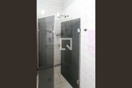 Casa à venda com 250m², 3 quartos e 3 vagas Casa à venda com 250m², 3 quartos e 3 vagasBanheiro Social