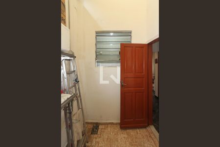 Casa à venda com 250m², 3 quartos e 3 vagas Casa à venda com 250m², 3 quartos e 3 vagasDispensa