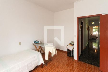 Casa à venda com 250m², 3 quartos e 3 vagas Casa à venda com 250m², 3 quartos e 3 vagasQuarto 02