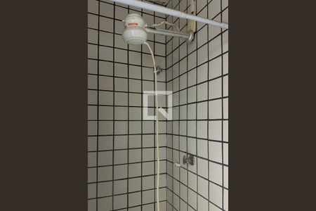 Apartamento à venda com 300m², 4 quartos e 2 vagas Apartamento à venda com 300m², 4 quartos e 2 vagasBanheiro de serviço