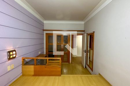 Apartamento à venda com 300m², 4 quartos e 2 vagas Apartamento à venda com 300m², 4 quartos e 2 vagasQuarto 02