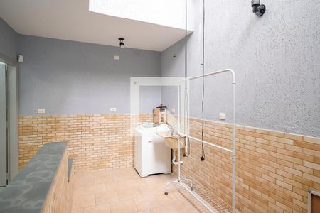 Casa à venda com 200m², 3 quartos e 5 vagasÁrea de serviço