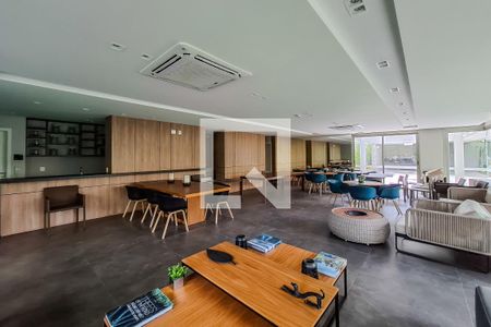 Apartamento à venda com 113m², 3 quartos e 3 vagas Apartamento à venda com 113m², 3 quartos e 3 vagasÁrea comum - Salão de festas