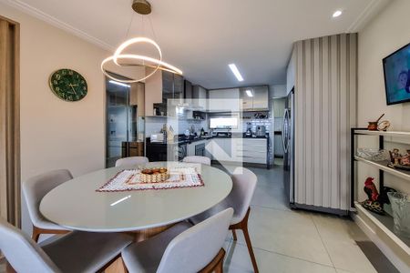 Apartamento à venda com 113m², 3 quartos e 3 vagas Apartamento à venda com 113m², 3 quartos e 3 vagasCozinha