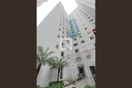 Apartamento para alugar com 47m², 2 quartos e sem vaga Apartamento para alugar com 47m², 2 quartos e sem vagaFachada