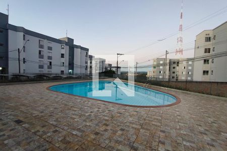 Apartamento à venda com 62m², 2 quartos e 1 vaga Apartamento à venda com 62m², 2 quartos e 1 vagaÁrea comum - Piscina