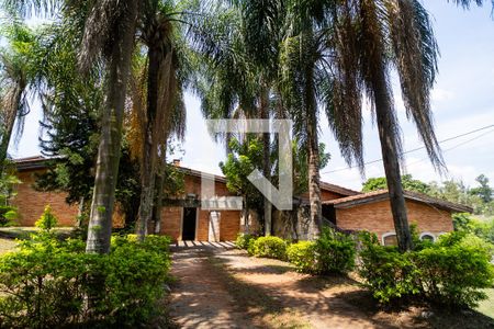 Casa para alugar com 6200m², 4 quartos e 4 vagas Casa para alugar com 6200m², 4 quartos e 4 vagasJardim