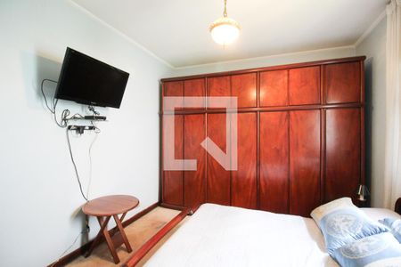 Casa à venda com 360m², 3 quartos e 3 vagas Casa à venda com 360m², 3 quartos e 3 vagasQuarto 3