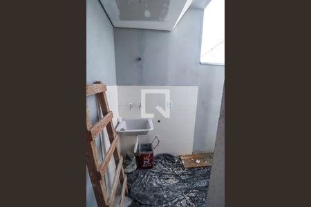 Casa à venda com 108m², 2 quartos e 4 vagas Casa à venda com 108m², 2 quartos e 4 vagasÁrea de Serviço