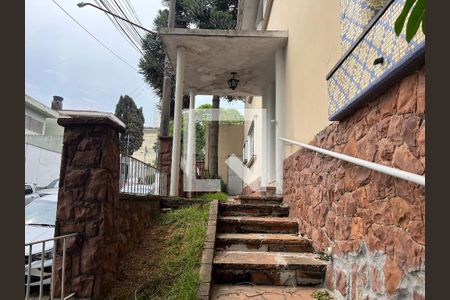 Casa à venda com 180m², 3 quartos e 2 vagasEntrada