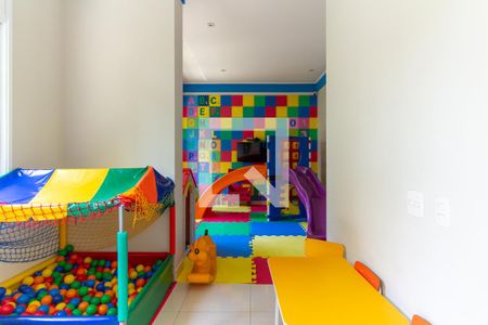 Apartamento à venda com 175m², 3 quartos e 3 vagas Apartamento à venda com 175m², 3 quartos e 3 vagasBrinquedoteca