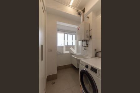 Apartamento à venda com 175m², 3 quartos e 3 vagas Apartamento à venda com 175m², 3 quartos e 3 vagasÁrea de Serviço