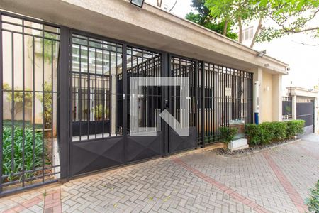 Apartamento à venda com 175m², 3 quartos e 3 vagas Apartamento à venda com 175m², 3 quartos e 3 vagasFachada