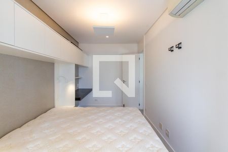 Apartamento à venda com 175m², 3 quartos e 3 vagas Apartamento à venda com 175m², 3 quartos e 3 vagasQuarto 2 - Suíte
