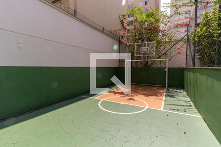 Apartamento à venda com 175m², 3 quartos e 3 vagas Apartamento à venda com 175m², 3 quartos e 3 vagasQuadra