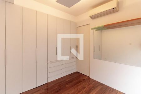 Apartamento à venda com 175m², 3 quartos e 3 vagas Apartamento à venda com 175m², 3 quartos e 3 vagasQuarto 3