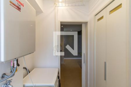 Apartamento à venda com 175m², 3 quartos e 3 vagas Apartamento à venda com 175m², 3 quartos e 3 vagasÁrea de Serviço