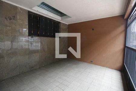 Casa à venda com 136m², 2 quartos e 1 vagaGaragem