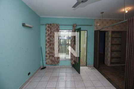 Casa à venda com 136m², 2 quartos e 1 vagaSala