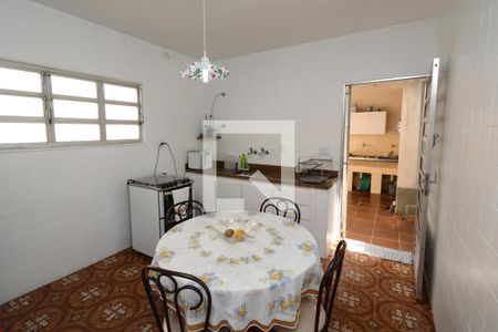 Casa à venda com 150m², 2 quartos e 2 vagasCozinha