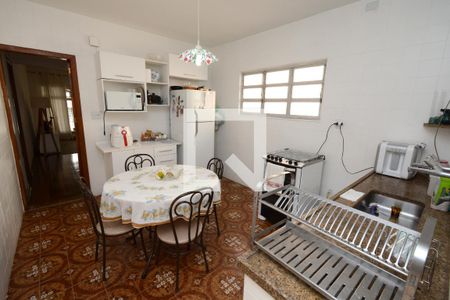 Casa à venda com 150m², 2 quartos e 2 vagasCozinha