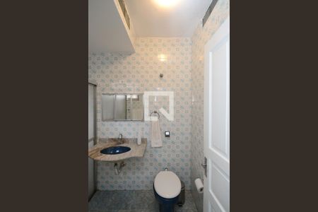 Casa à venda com 150m², 2 quartos e 2 vagasBanheiro da Suíte