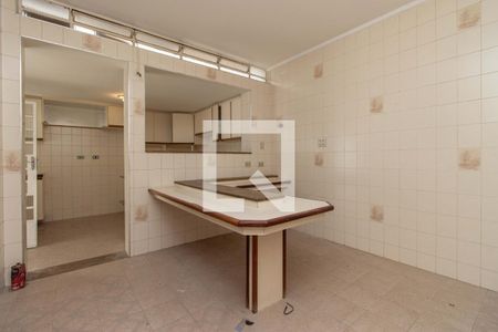 Casa à venda com 340m², 3 quartos e 5 vagas Casa à venda com 340m², 3 quartos e 5 vagasCopa