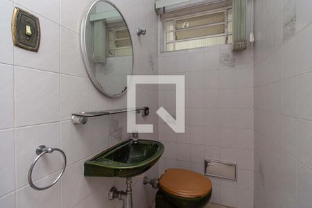 Casa à venda com 340m², 3 quartos e 5 vagas Casa à venda com 340m², 3 quartos e 5 vagasLavabo