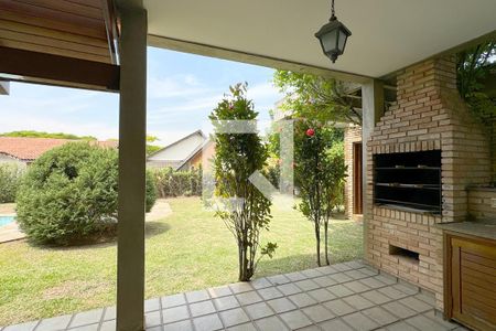 Casa de condomínio à venda com 720m², 3 quartos e 6 vagasChurrasqueira