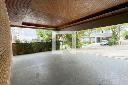 Casa de condomínio à venda com 720m², 3 quartos e 6 vagasGaragem