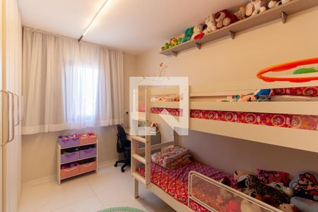 Apartamento à venda com 96m², 4 quartos e 2 vagasQuarto 2