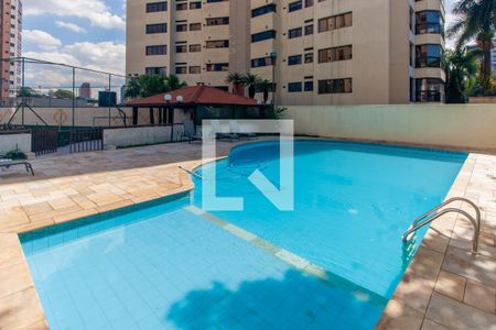 Apartamento à venda com 96m², 4 quartos e 2 vagasÁrea comum - Piscina