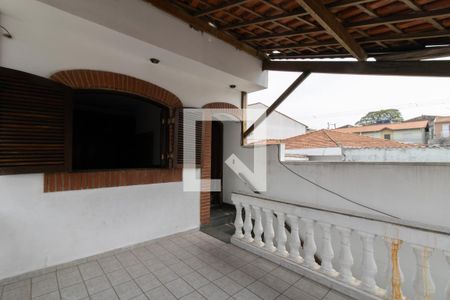 Casa para alugar com 85m², 3 quartos e 1 vaga Casa para alugar com 85m², 3 quartos e 1 vagaTerraço