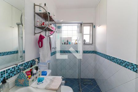 Casa à venda com 150m², 4 quartos e 2 vagas Casa à venda com 150m², 4 quartos e 2 vagasBanheiro Suíte