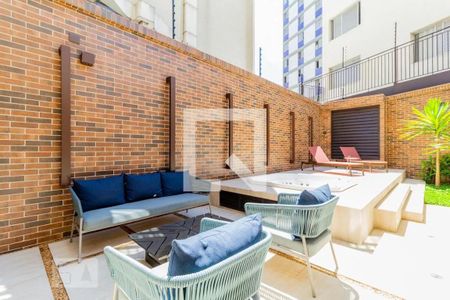 Studio à venda com 77m², 1 quarto e 1 vaga Studio à venda com 77m², 1 quarto e 1 vagaÁrea comum - Jacuzzi