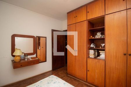 Casa à venda com 132m², 3 quartos e 3 vagas Casa à venda com 132m², 3 quartos e 3 vagasQuarto 2