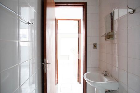 Apartamento à venda com 45m², 2 quartos e 1 vaga Apartamento à venda com 45m², 2 quartos e 1 vagaBanheiro