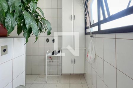 Apartamento à venda com 95m², 3 quartos e 2 vagasÁrea de Serviço