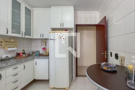 Apartamento à venda com 95m², 3 quartos e 2 vagasCozinha 
