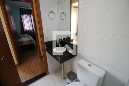 Apartamento à venda com 48m², 2 quartos e 1 vagaBanheiro Social