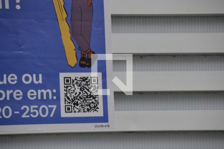 Casa à venda com 435m², 4 quartos e 8 vagas Casa à venda com 435m², 4 quartos e 8 vagasPlaca